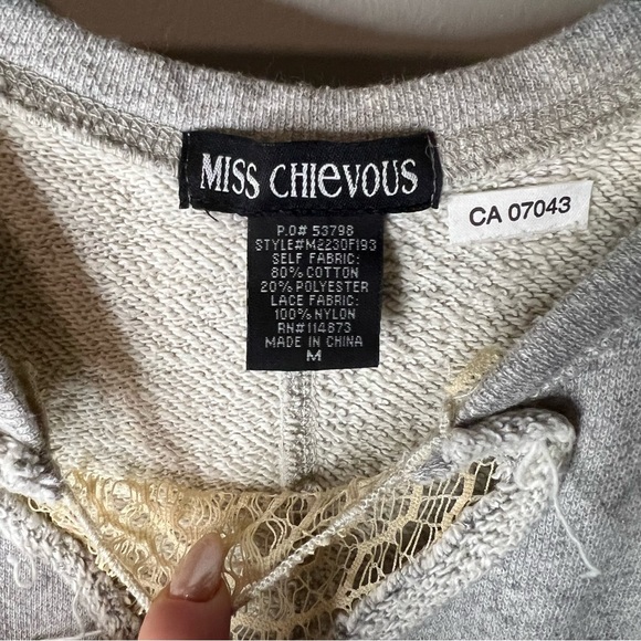 Miss chiveous T-shirt - Picture 3 of 5